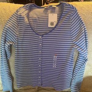 Women’s Plus size Long sleeve button top. Size 2XL